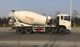 搅拌车视频,高效搅拌，筑梦未来